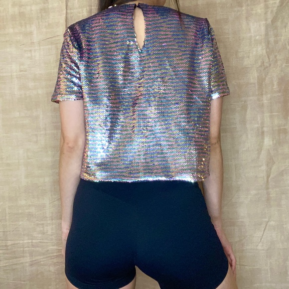 Sequins Boxy Crop Top - Picture 7 of 7